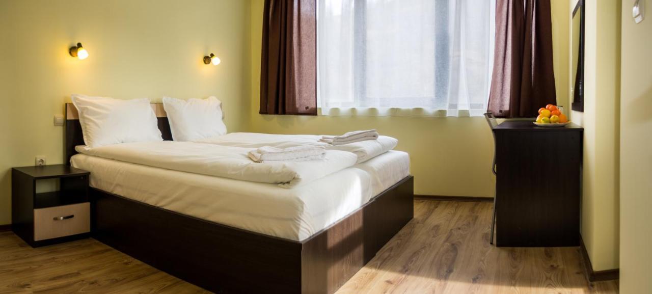 Family Hotel Virgin リバリツァ エクステリア 写真